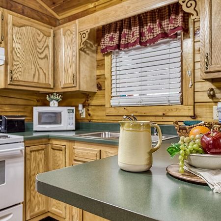 Romantic Retreat Gatlinburg Εξωτερικό φωτογραφία
